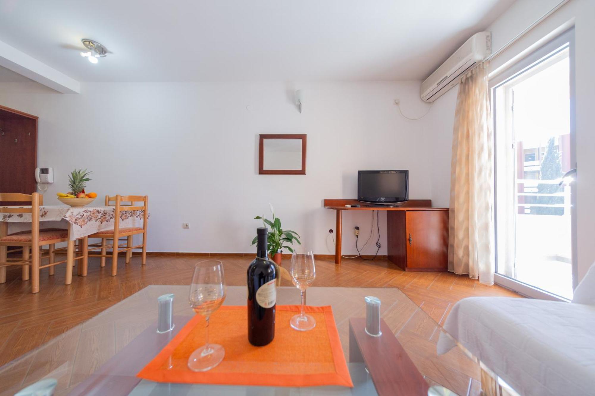 Sms Apartments Budva Exteriör bild