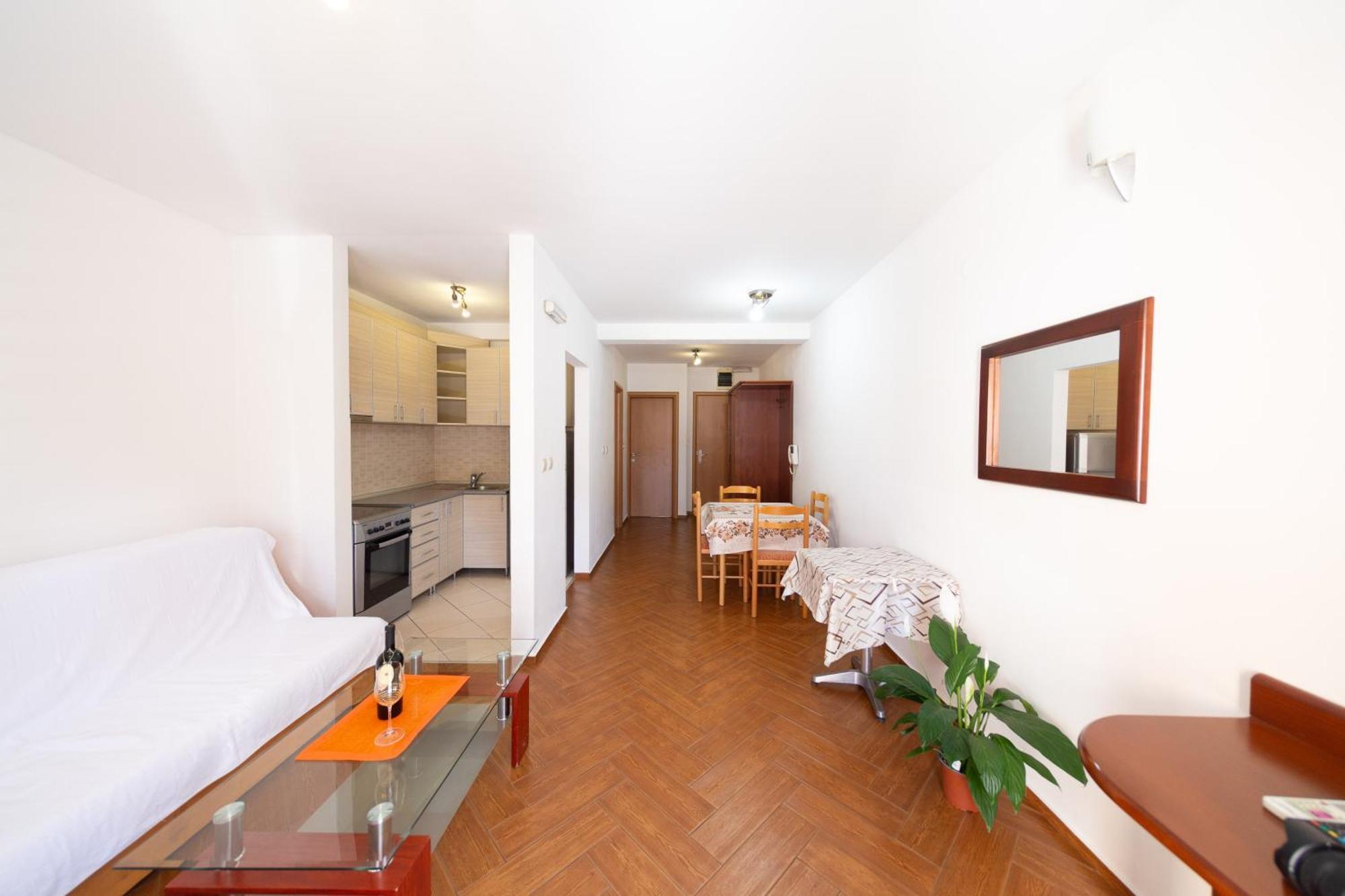 Sms Apartments Budva Exteriör bild